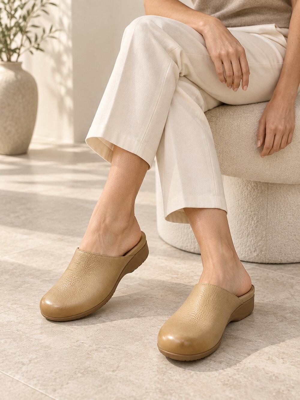 Dansko Size USA 7.5 EU 38 Women’s Tan Textured Slip-On Mules Round Toe Backless